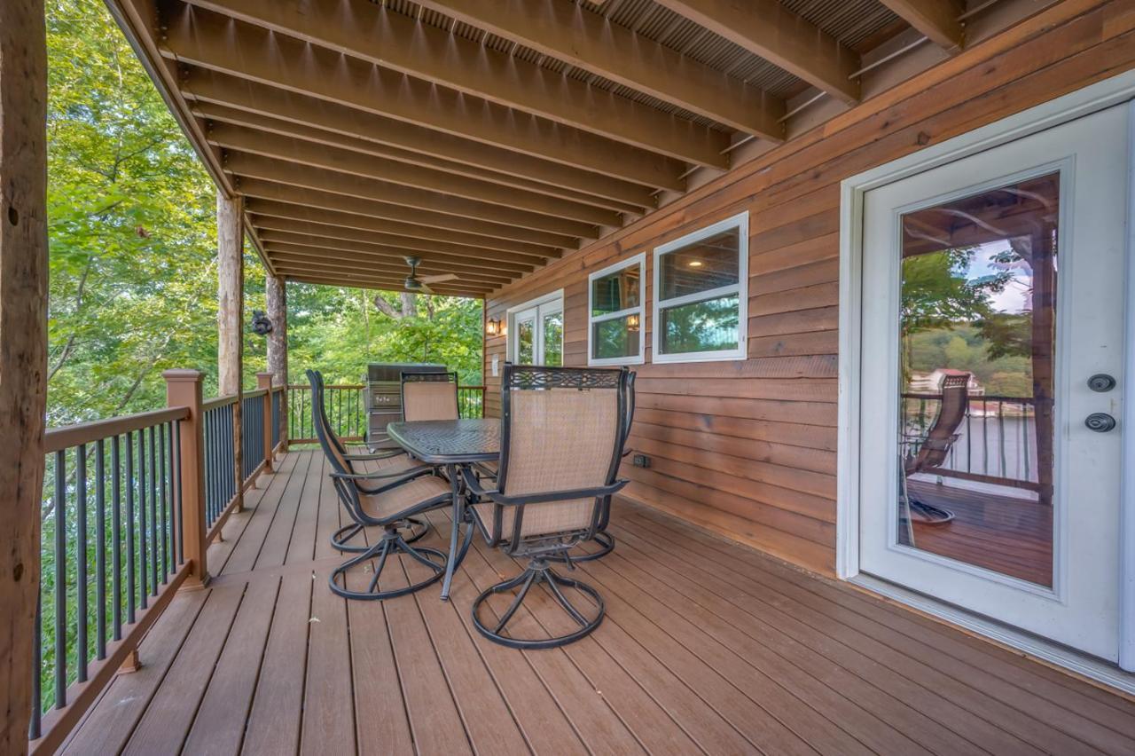 Russell'S Fort At White Oak Point: Historical Cabin On Lake Lure, Luxury, Direct Lake Access! Villa Exterior foto