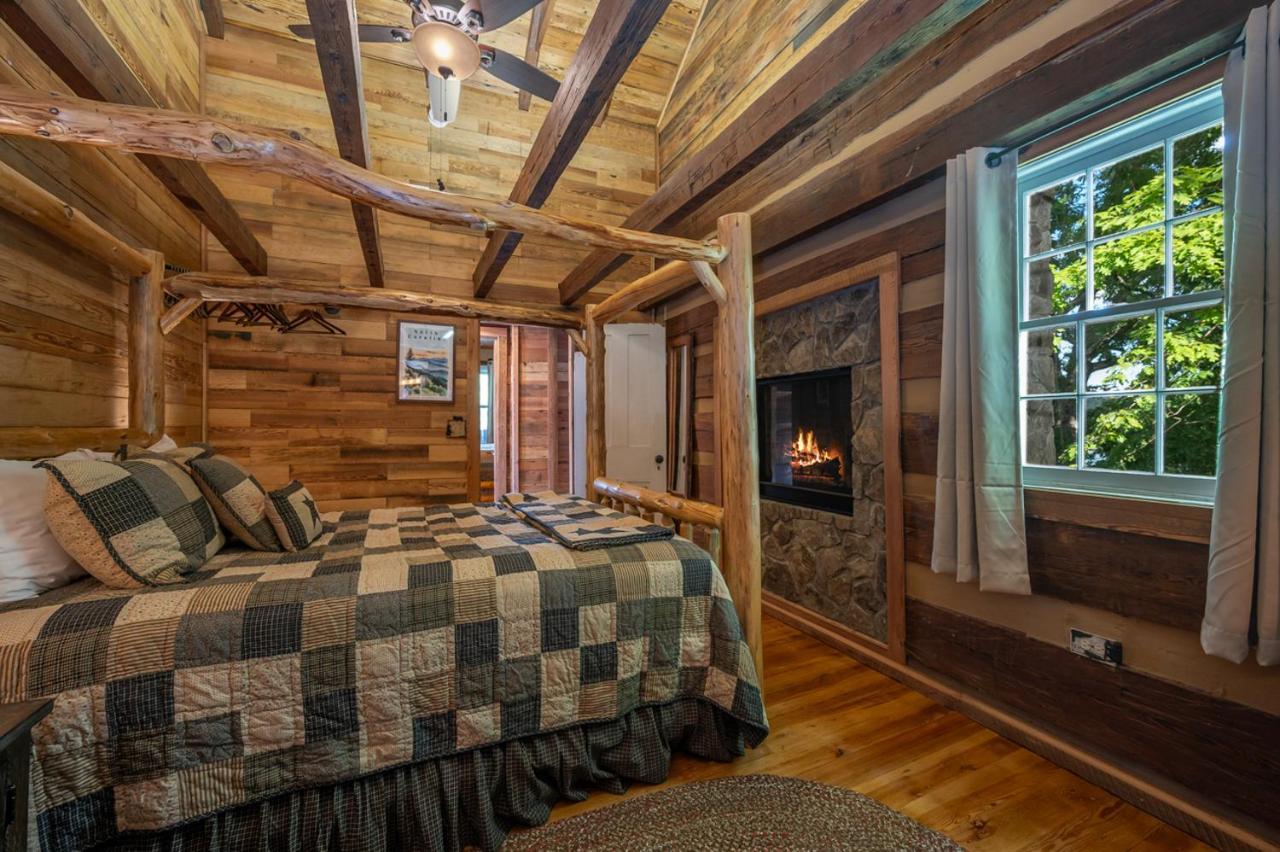 Russell'S Fort At White Oak Point: Historical Cabin On Lake Lure, Luxury, Direct Lake Access! Villa Exterior foto