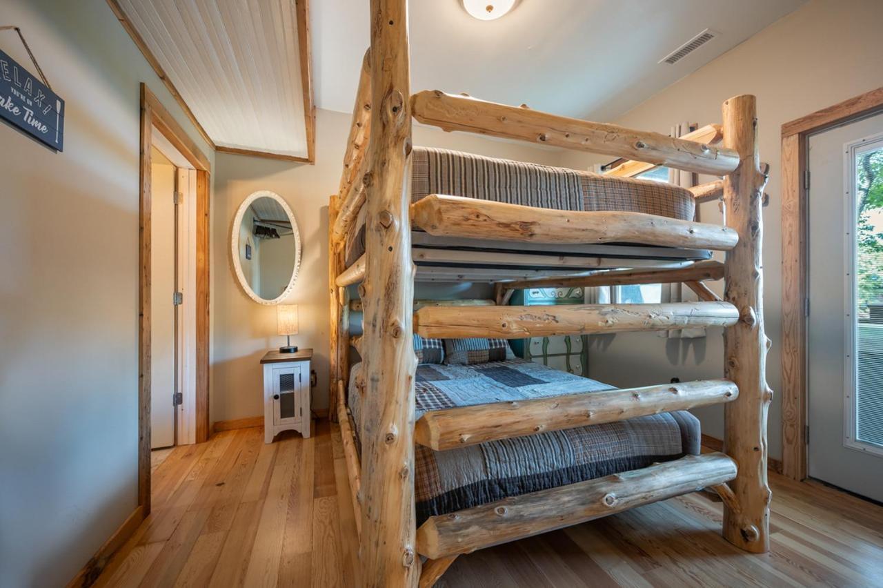 Russell'S Fort At White Oak Point: Historical Cabin On Lake Lure, Luxury, Direct Lake Access! Villa Exterior foto
