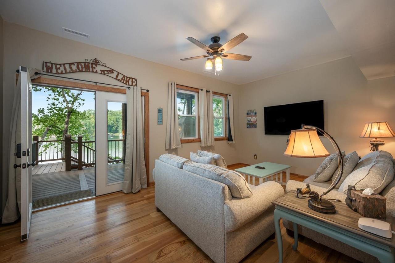 Russell'S Fort At White Oak Point: Historical Cabin On Lake Lure, Luxury, Direct Lake Access! Villa Exterior foto