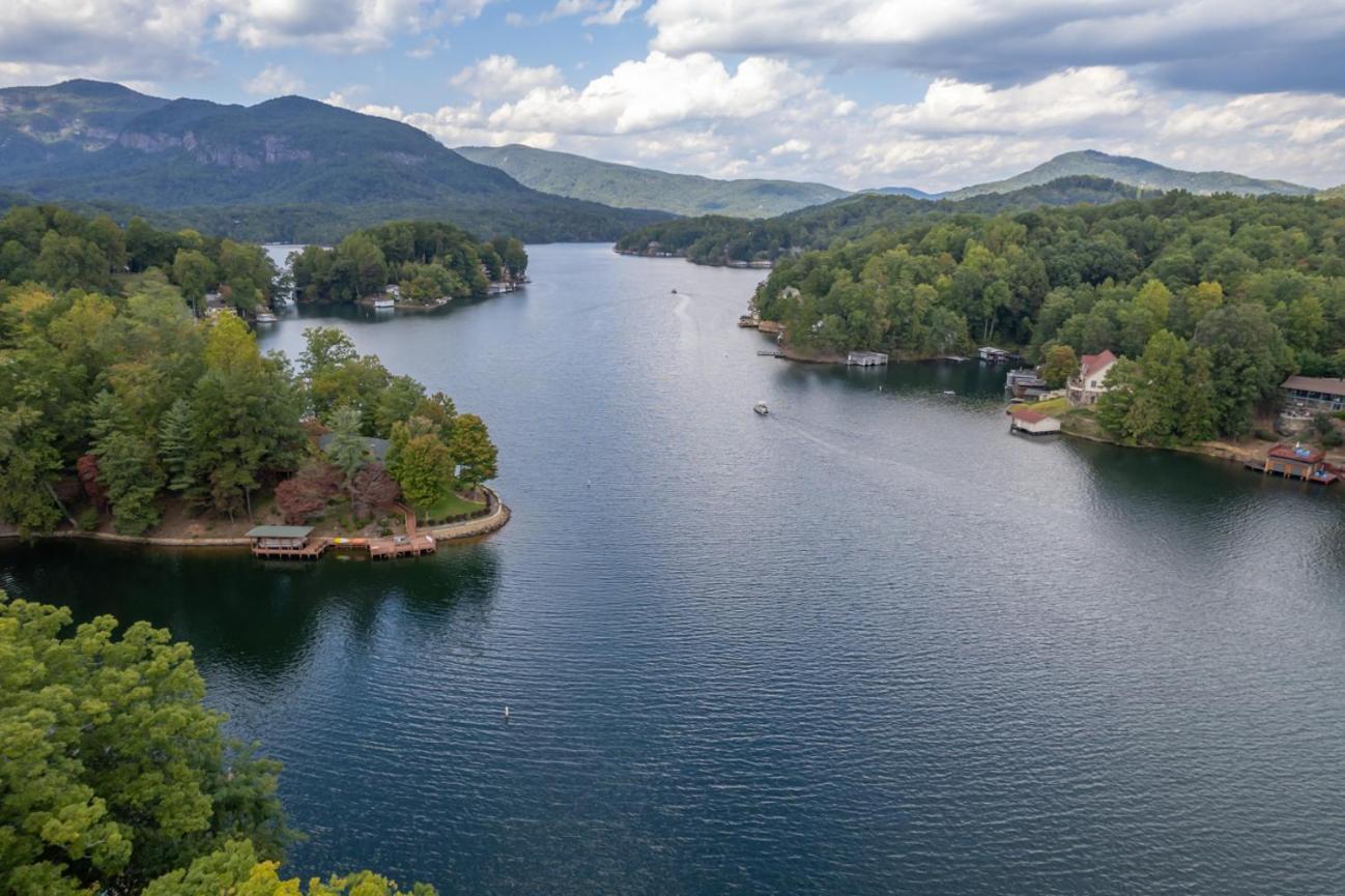 Russell'S Fort At White Oak Point: Historical Cabin On Lake Lure, Luxury, Direct Lake Access! Villa Exterior foto